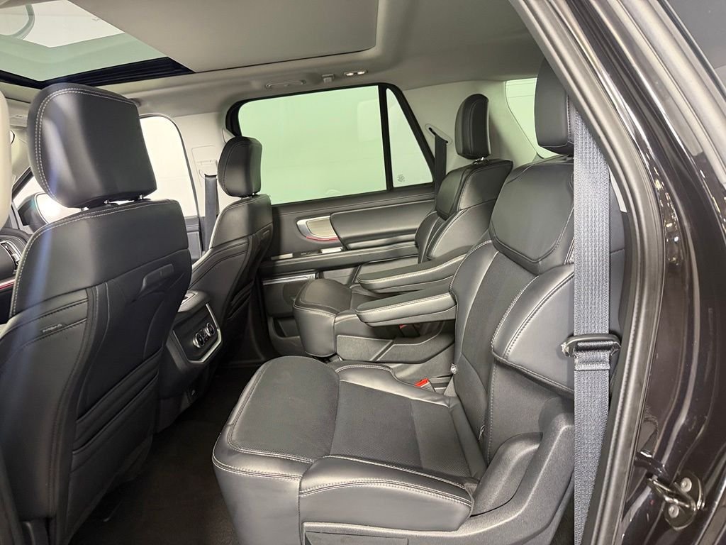 Used 2025 Black Ford Platinum image 19