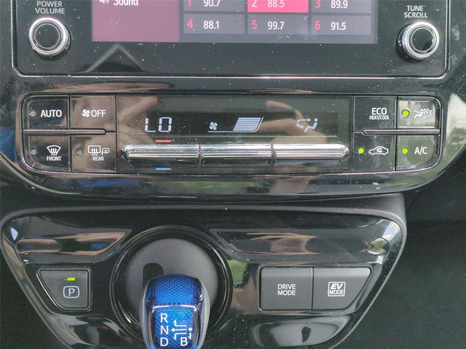 Used 2020 Electric Storm Blue Toyota XLE image 26