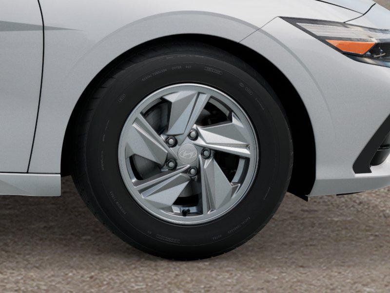 New 2026 Serenity White Hyundai SE image 8