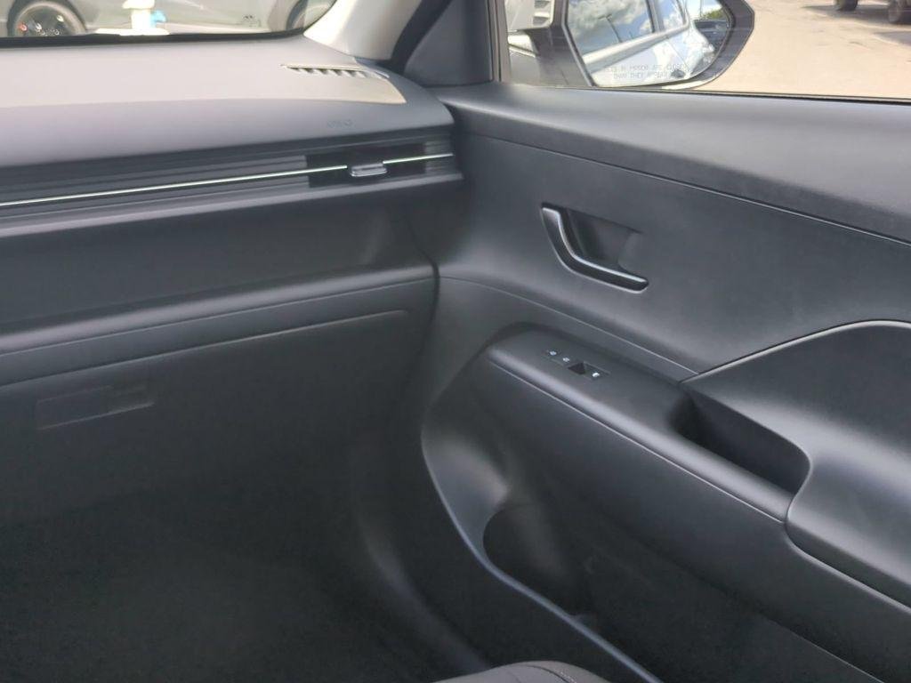 New 2027 Gray Hyundai SE FWD image 19
