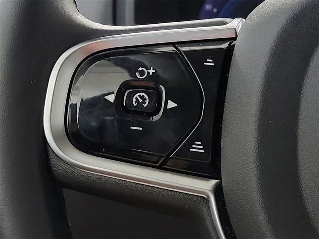 2025 Volvo XC90 Ultra - Photo 17
