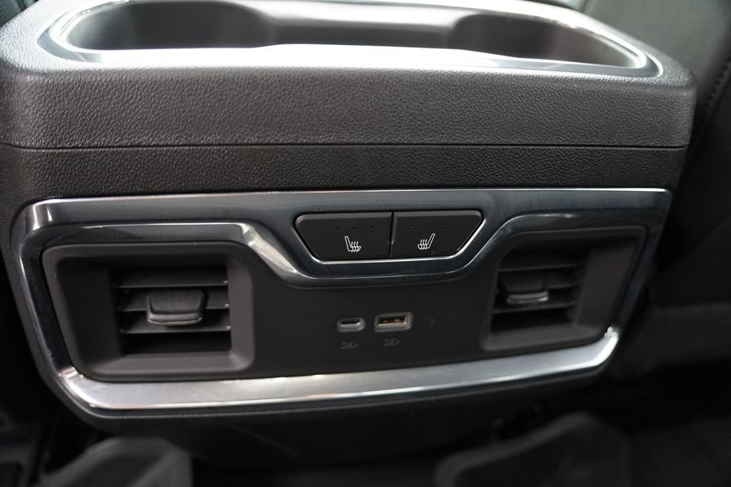 2025 GMC Sierra 3500HD SLT - Photo 20