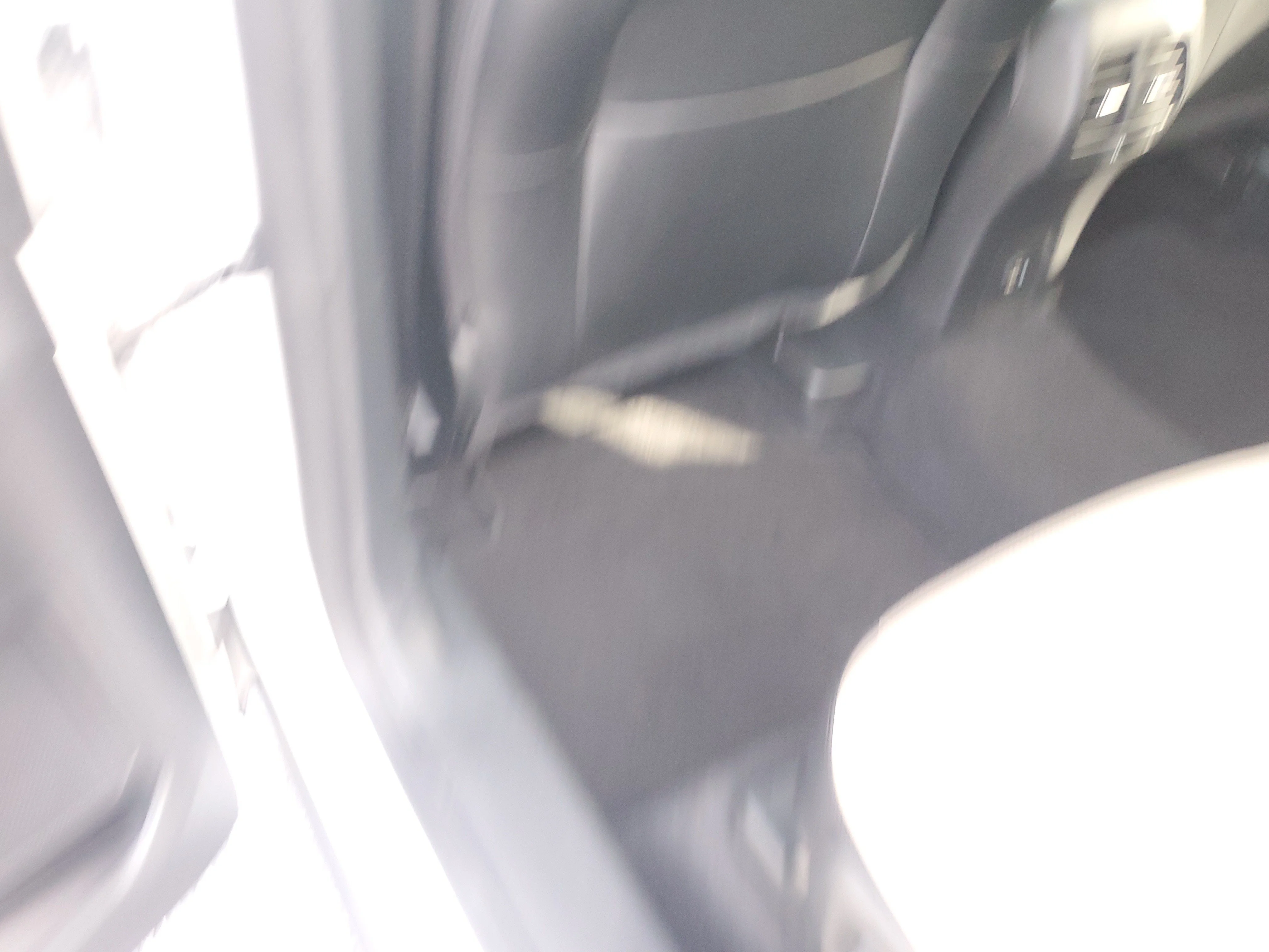 Used 2022 Oxford White Ford SEL image 12