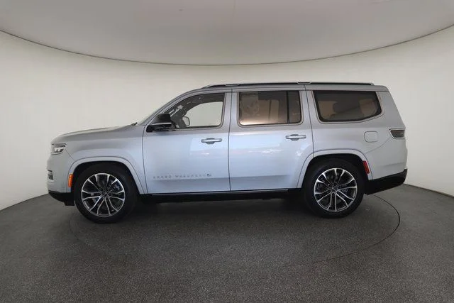 Used 2023 Silver Jeep Series III image 6