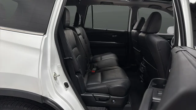 Used 2020 Platinum White Pearl Honda Touring image 26
