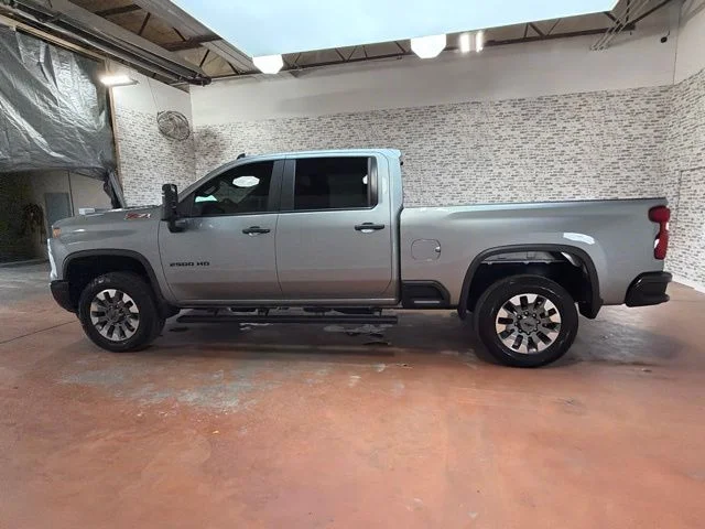 Used 2024 Sterling Gray Metallic Chevrolet Custom image 4