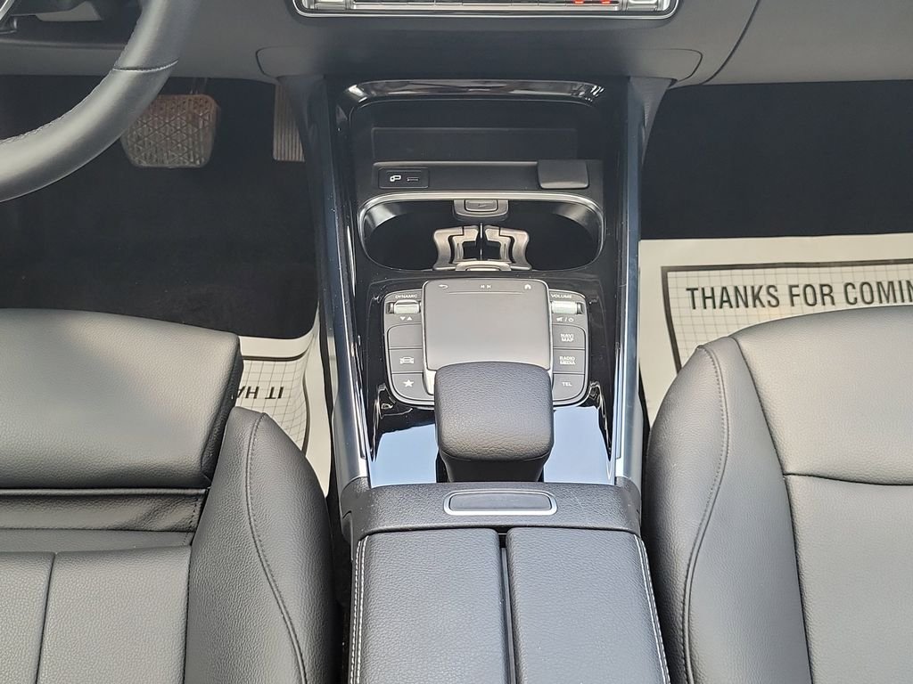 Certified Used 2022 Black Mercedes-Benz GLB 250 image 18