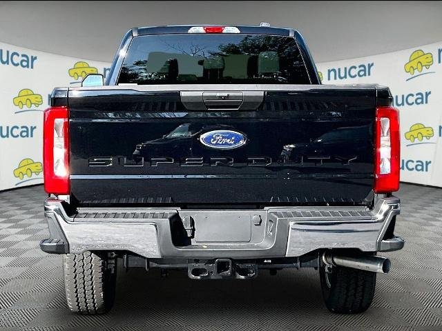 New 2026 Agate Black Metallic Ford XLT image 18