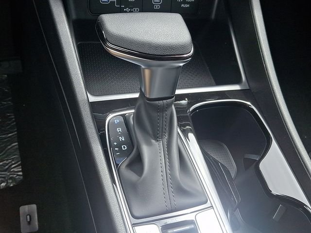 New 2026 White Hyundai SEL Plus image 15