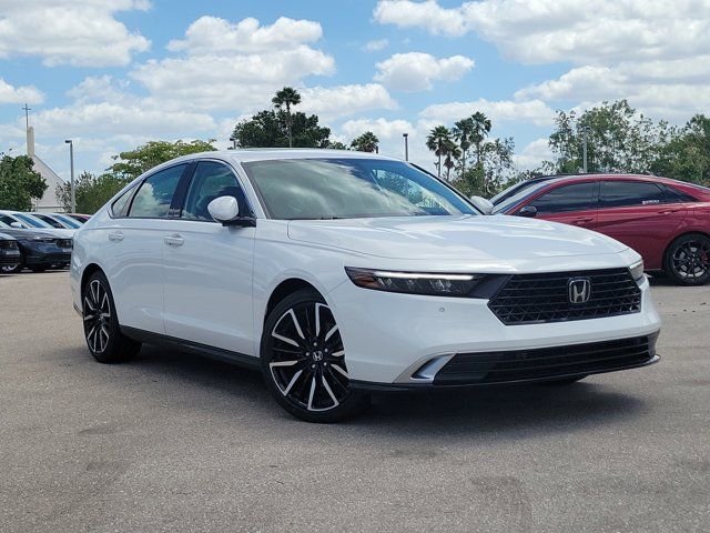 New 2026 Platinum White Pearl Honda Touring image 12