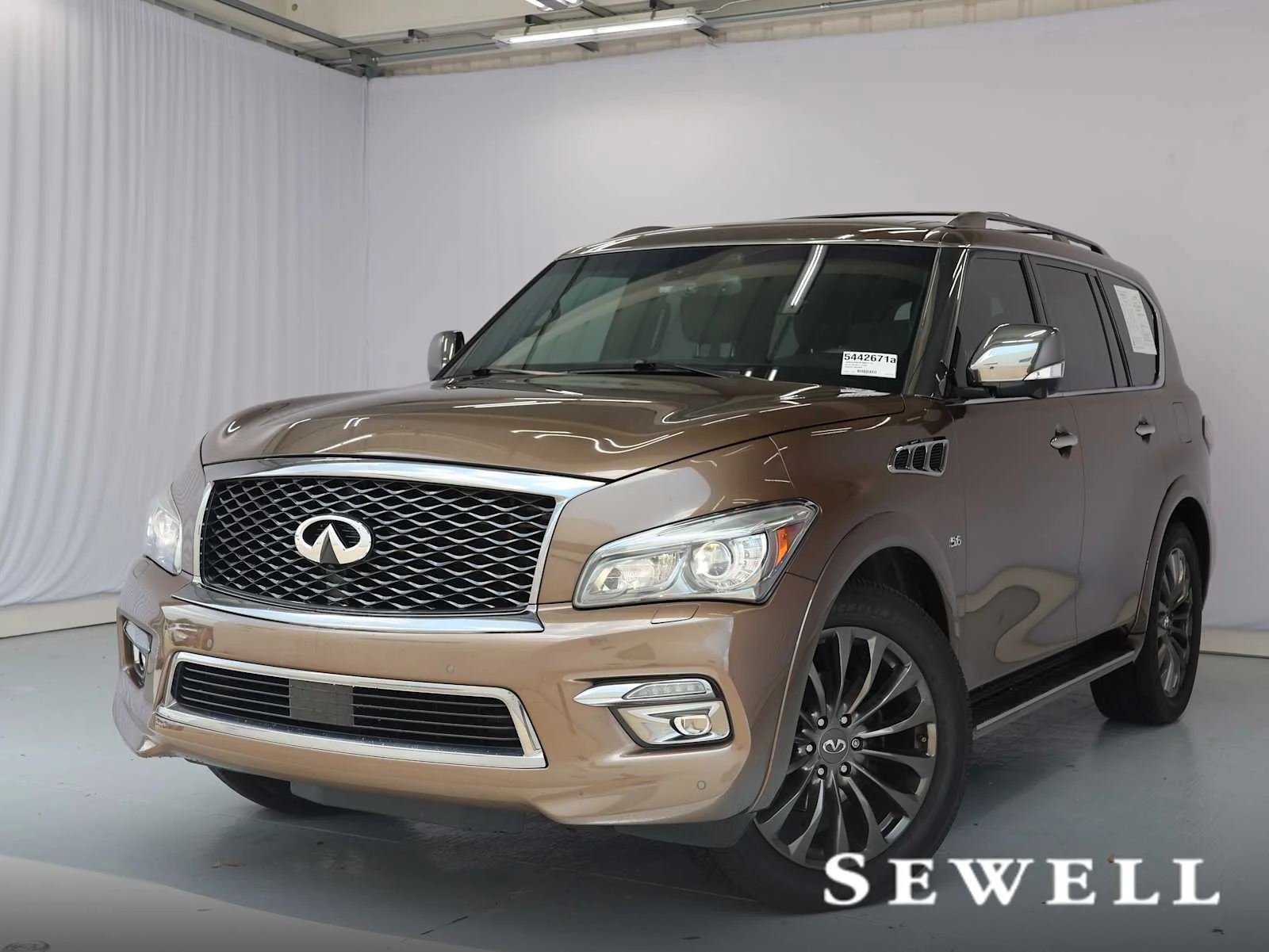 2015 INFINITI QX80 AWD's photo