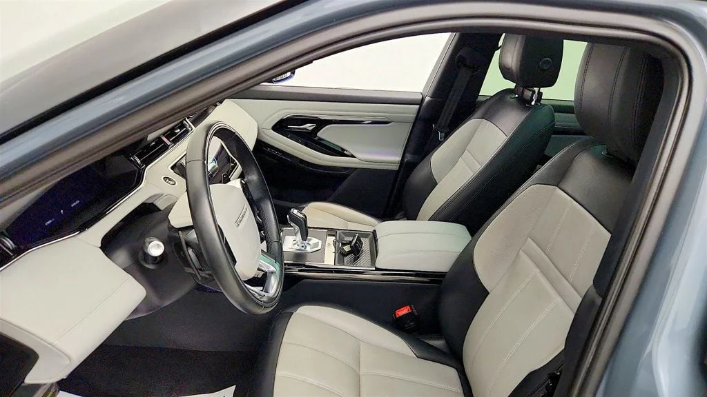 Used 2020 Nolita Grey Metallic Land Rover P250 First Edition w/ Upgraded Wheels & Adaptive Dynamics image 13