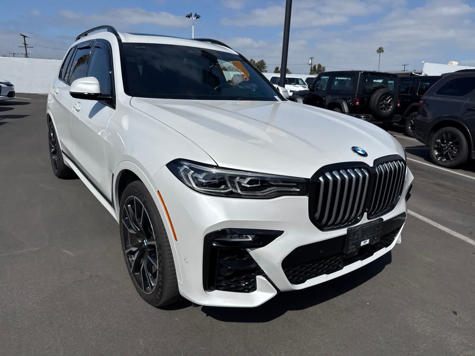 Used 2019 Mineral White Metallic BMW xDrive50i image 7