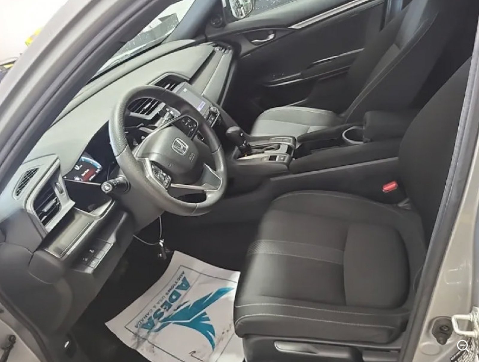 Used 2018 Lunar Silver Metallic Honda EX image 6