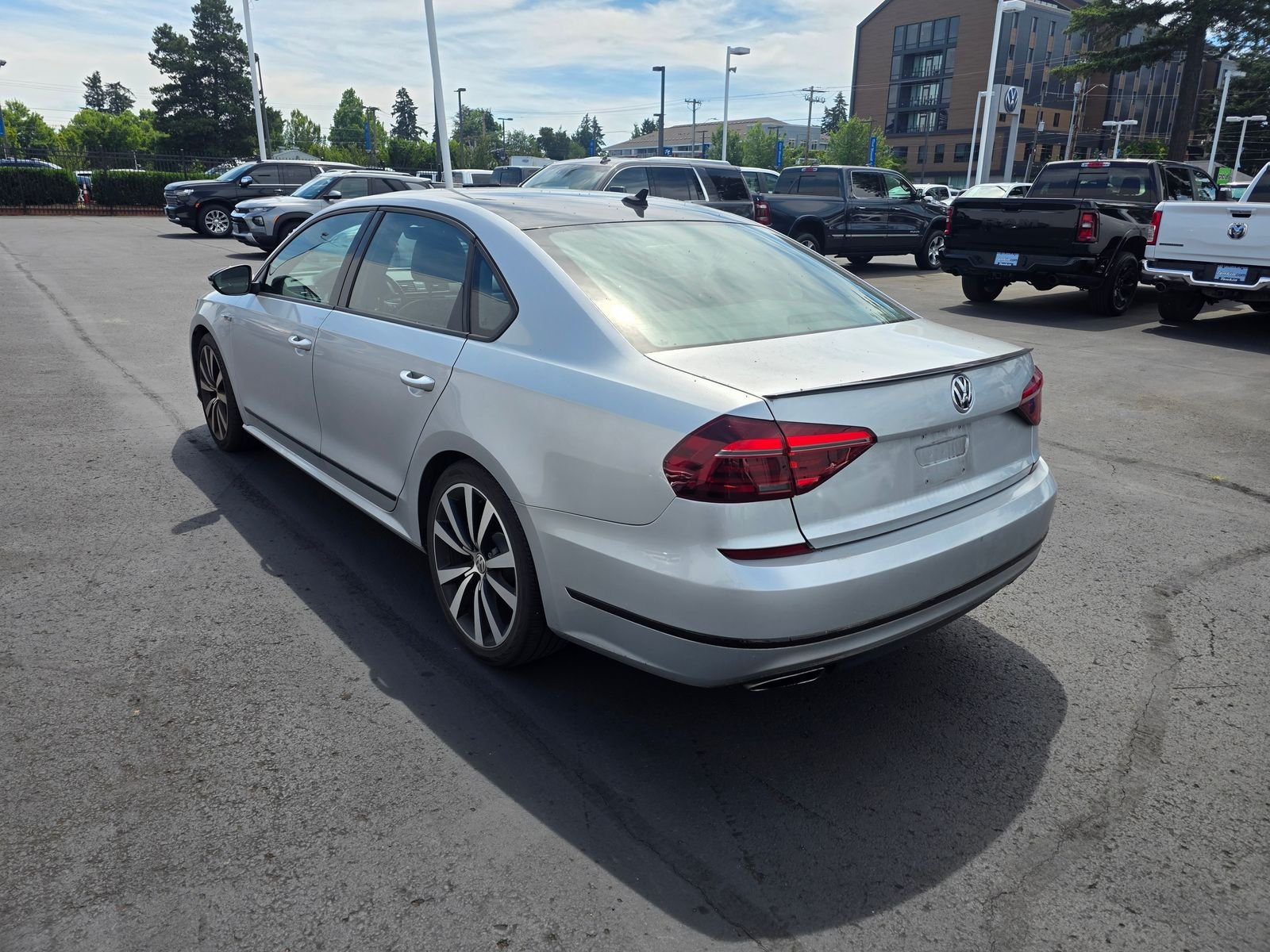 Used 2018 Silver Volkswagen 3.6L V6 GT image 7