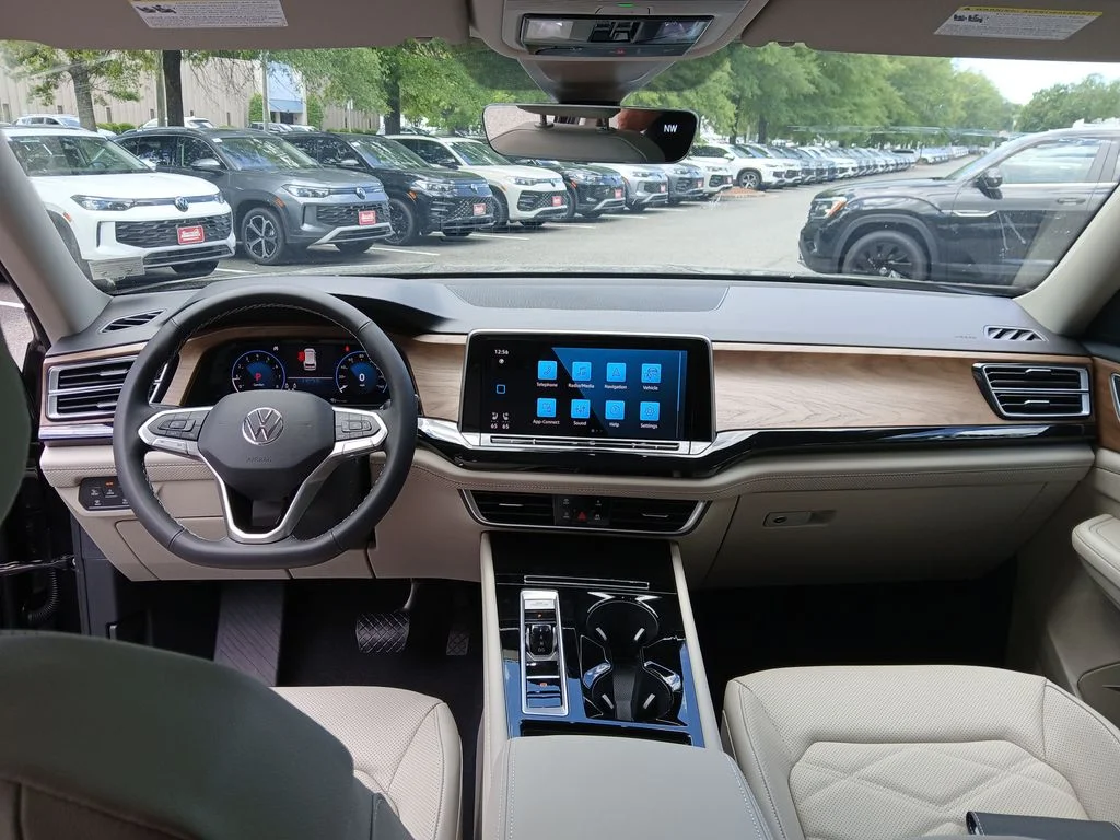 New 2026 Black Volkswagen 2.0T SE w/Technology image 12