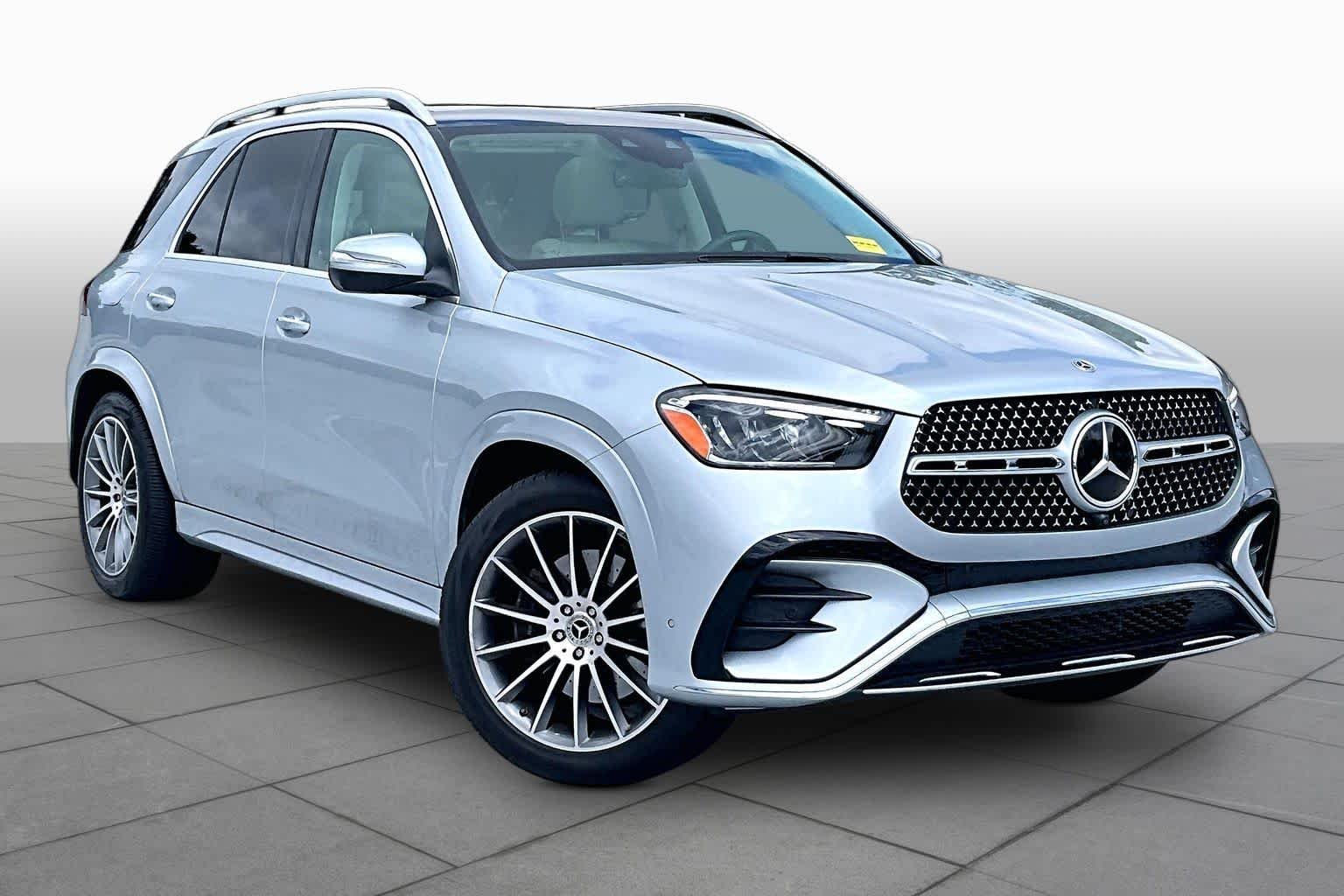 Used 2026 Cirrus Silver Metallic Mercedes-Benz GLE 450 image 3