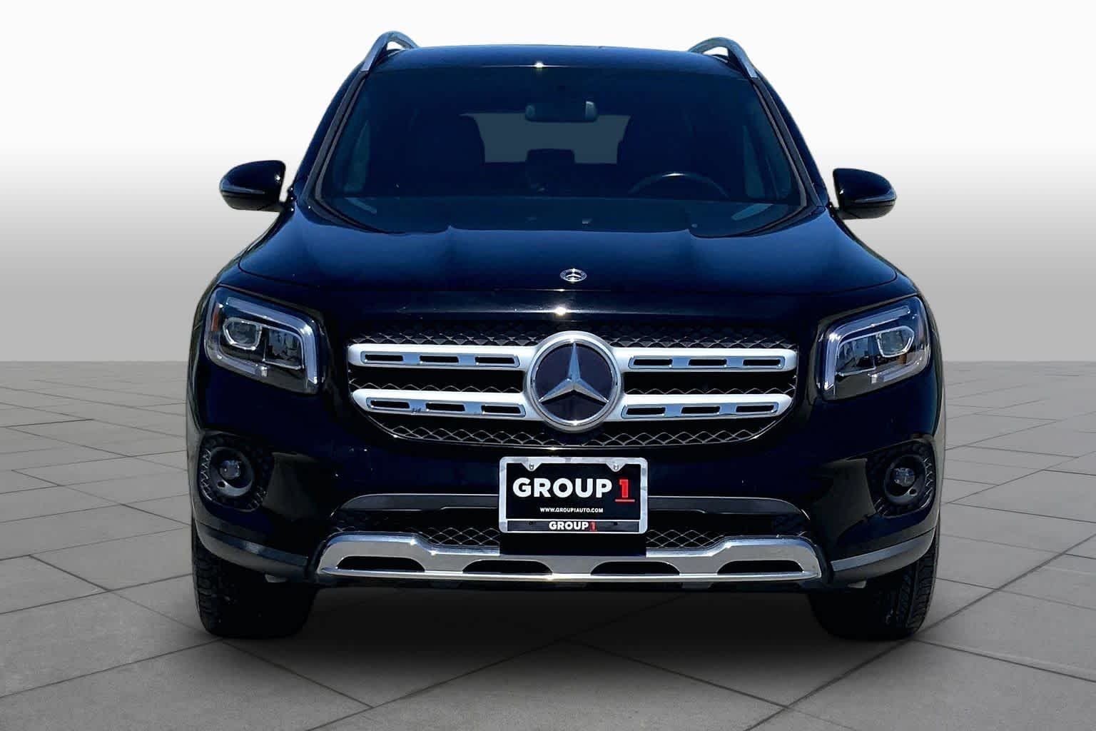 Used 2023 Night Black Mercedes-Benz GLB 250 image 4