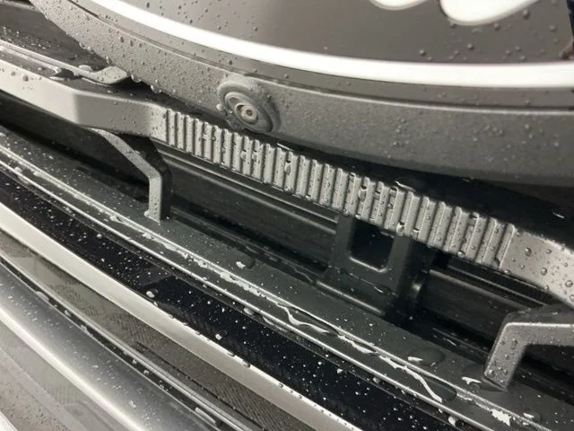 New 2026 Carbonized Gray Metallic Ford XLT image 9