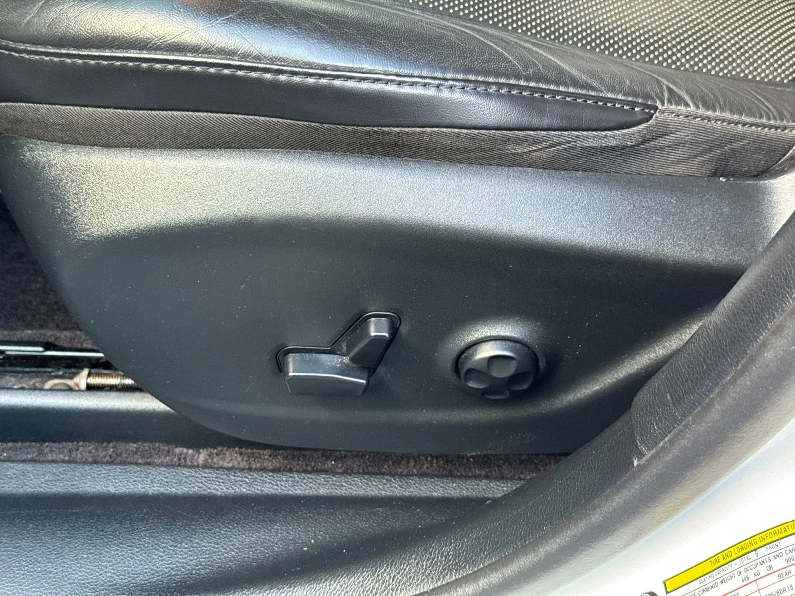 Used 2019 Bright White Clearcoat Jeep Limited image 42
