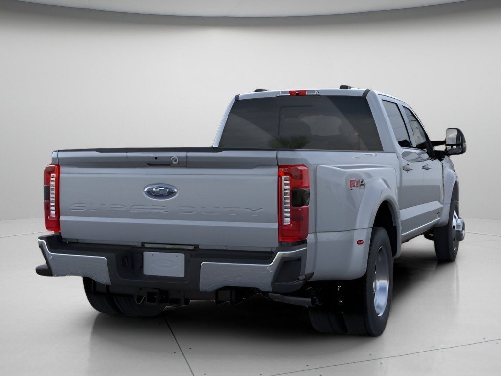 New 2026 Glacier Gray Metallic Tri-Coat Ford LARIAT image 9