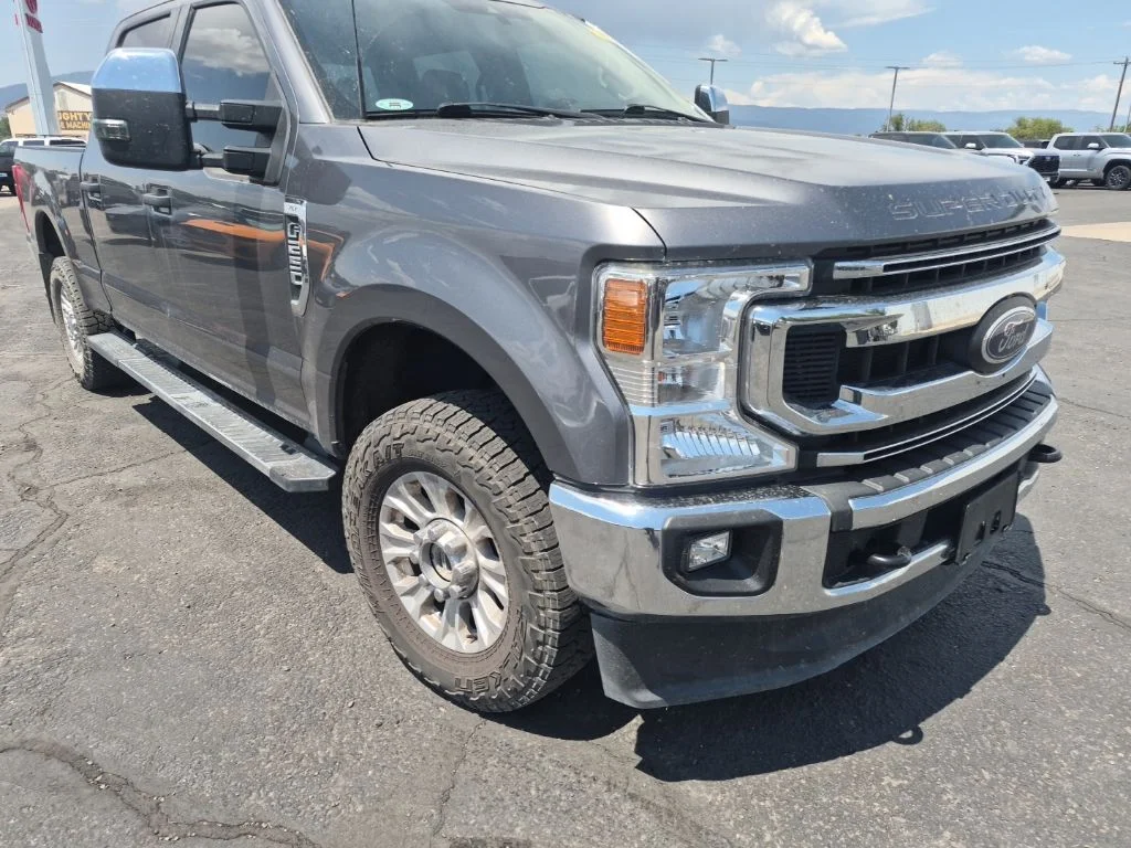 Used 2021 Gray Metallic Ford XLT image 1