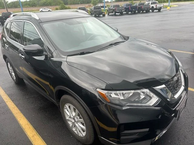 2018 Nissan Rogue SV FWD's photo