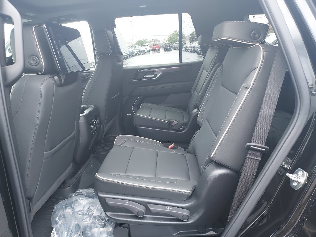 New 2026 Onyx Black GMC Elevation image 14