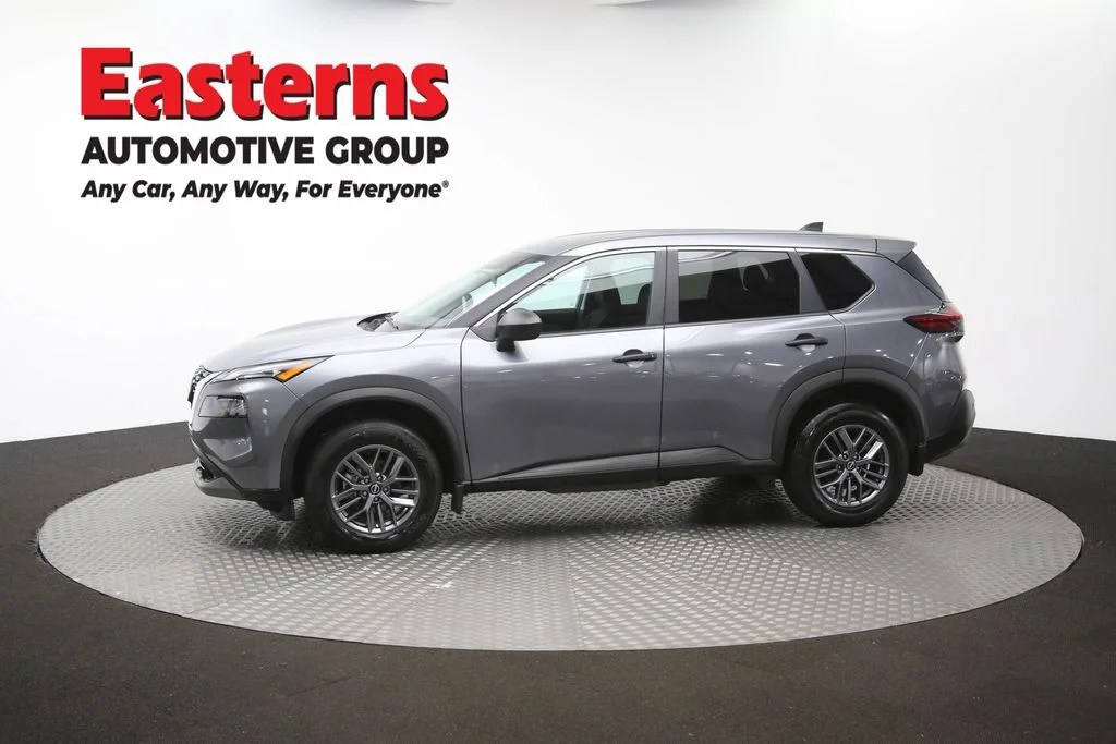Used 2023 Gray Nissan S image 60