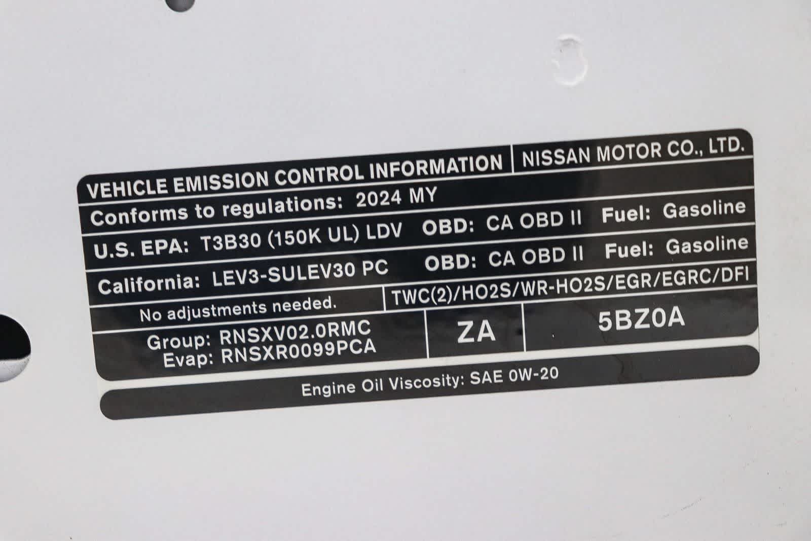 Used 2024 Aspen White Tricoat Nissan SV image 28