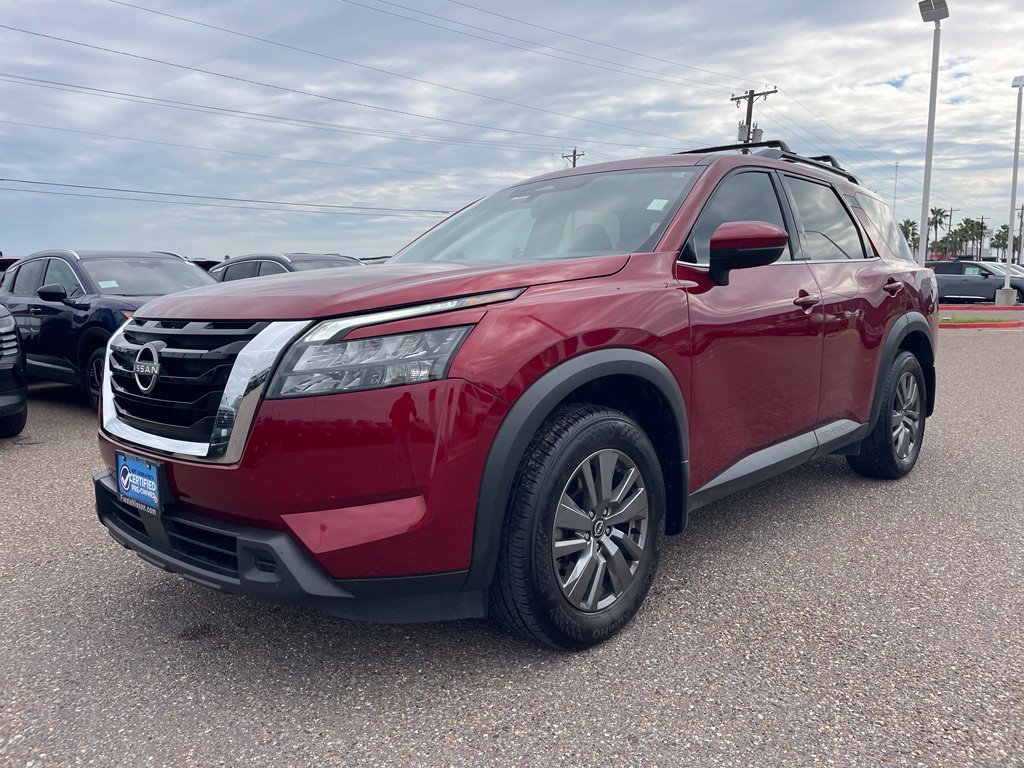 Used 2025 Red Nissan SV image 3