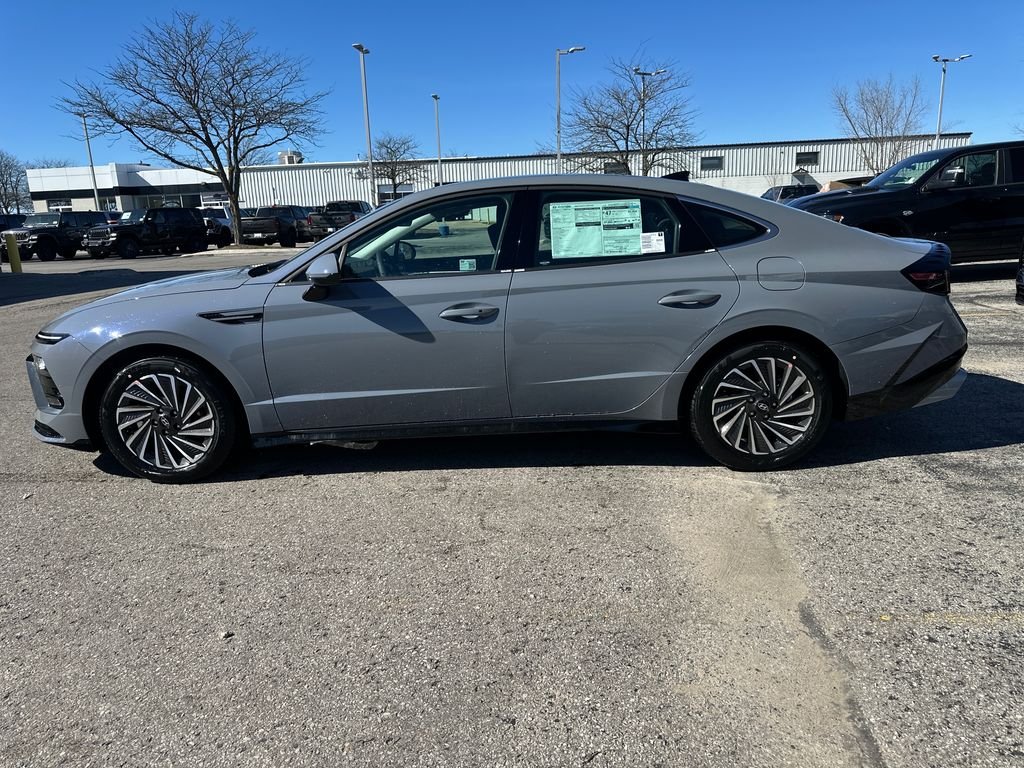 New 2026 Blue Hyundai SEL image 2