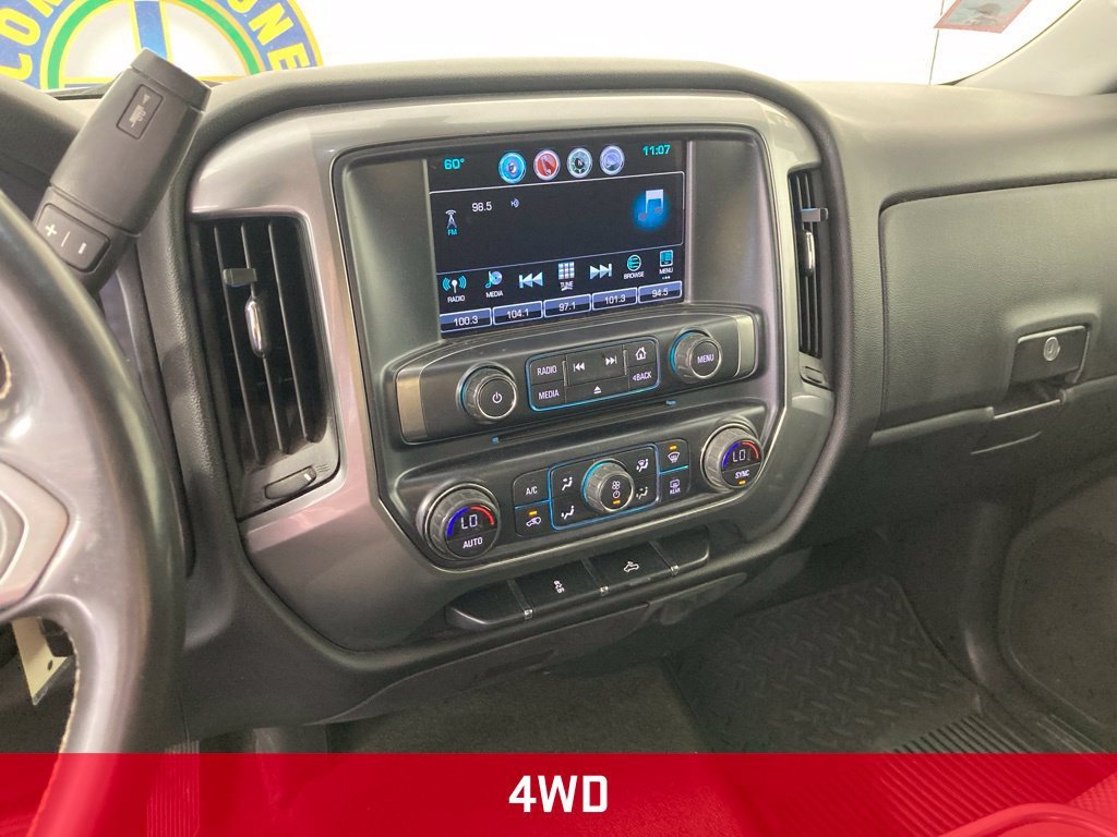 Used 2017 Chevrolet Silverado 1500 LT with VIN 3GCUKREC4HG350189 for sale in Monticello, Minnesota