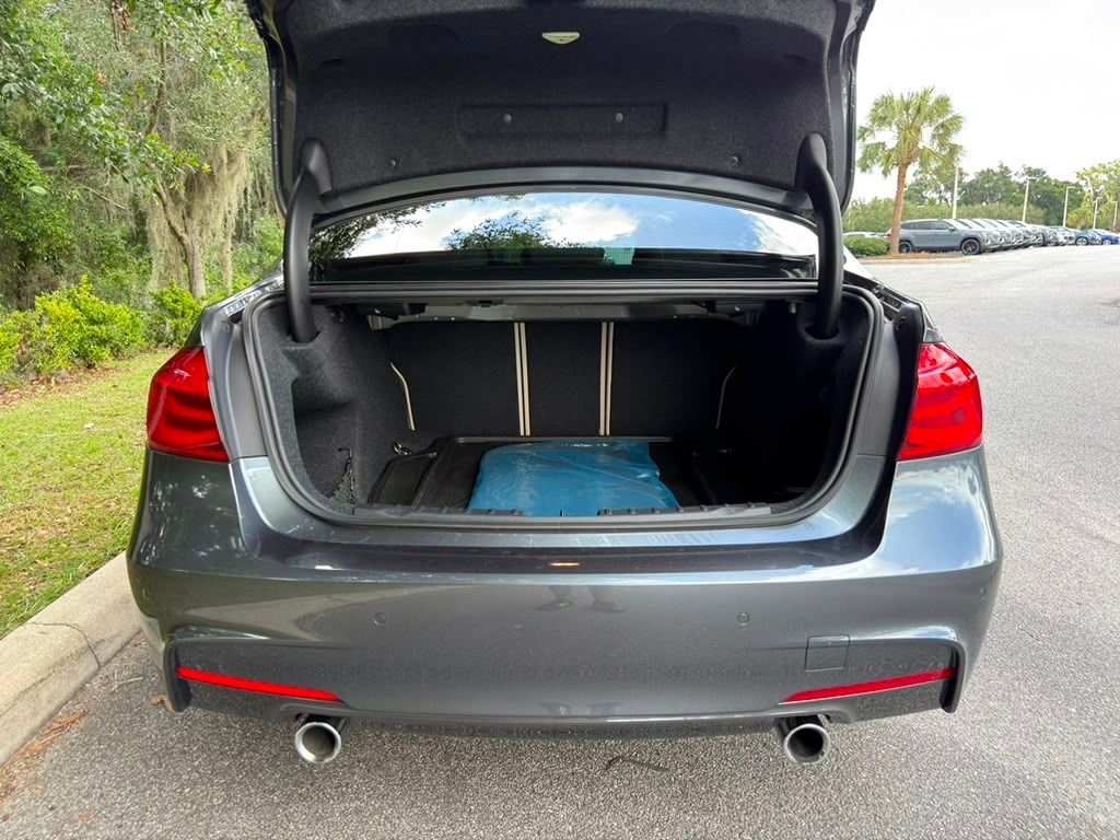 Used 2018 Gray BMW 340i image 24