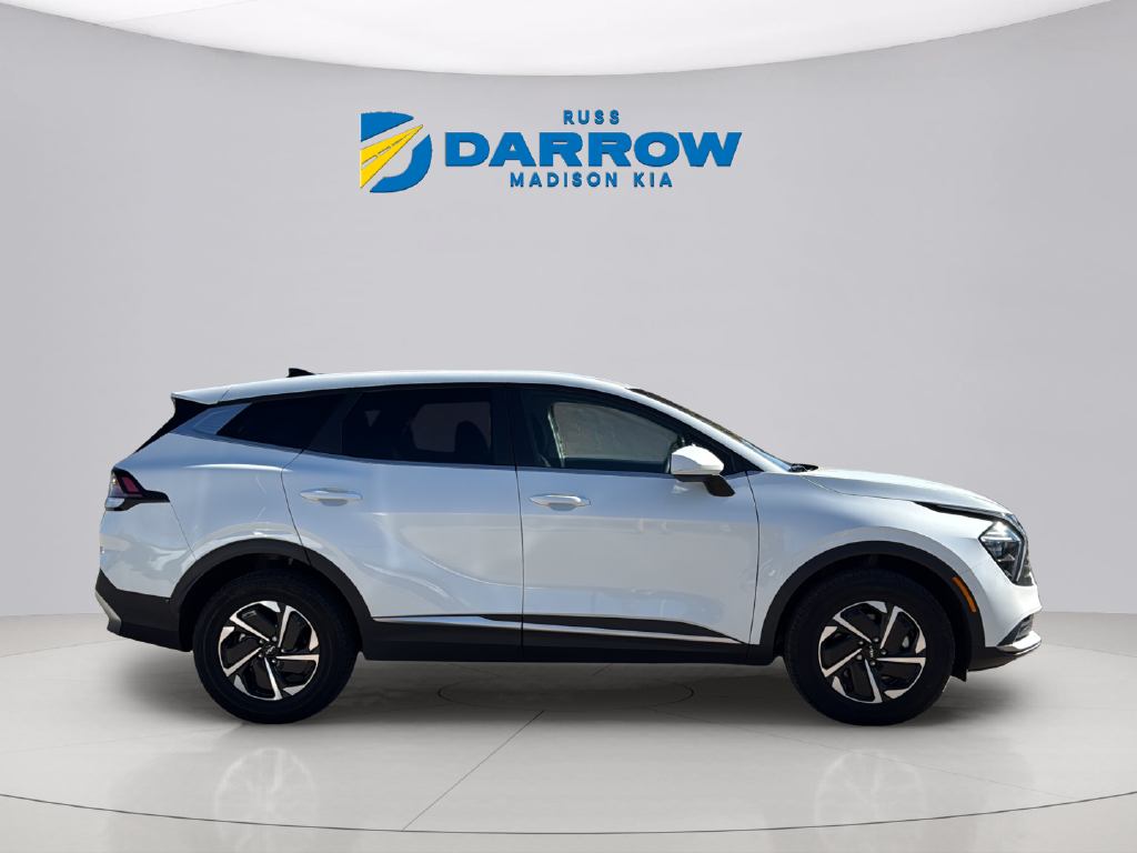 Used 2023 Snow White Pearl Kia LX image 6