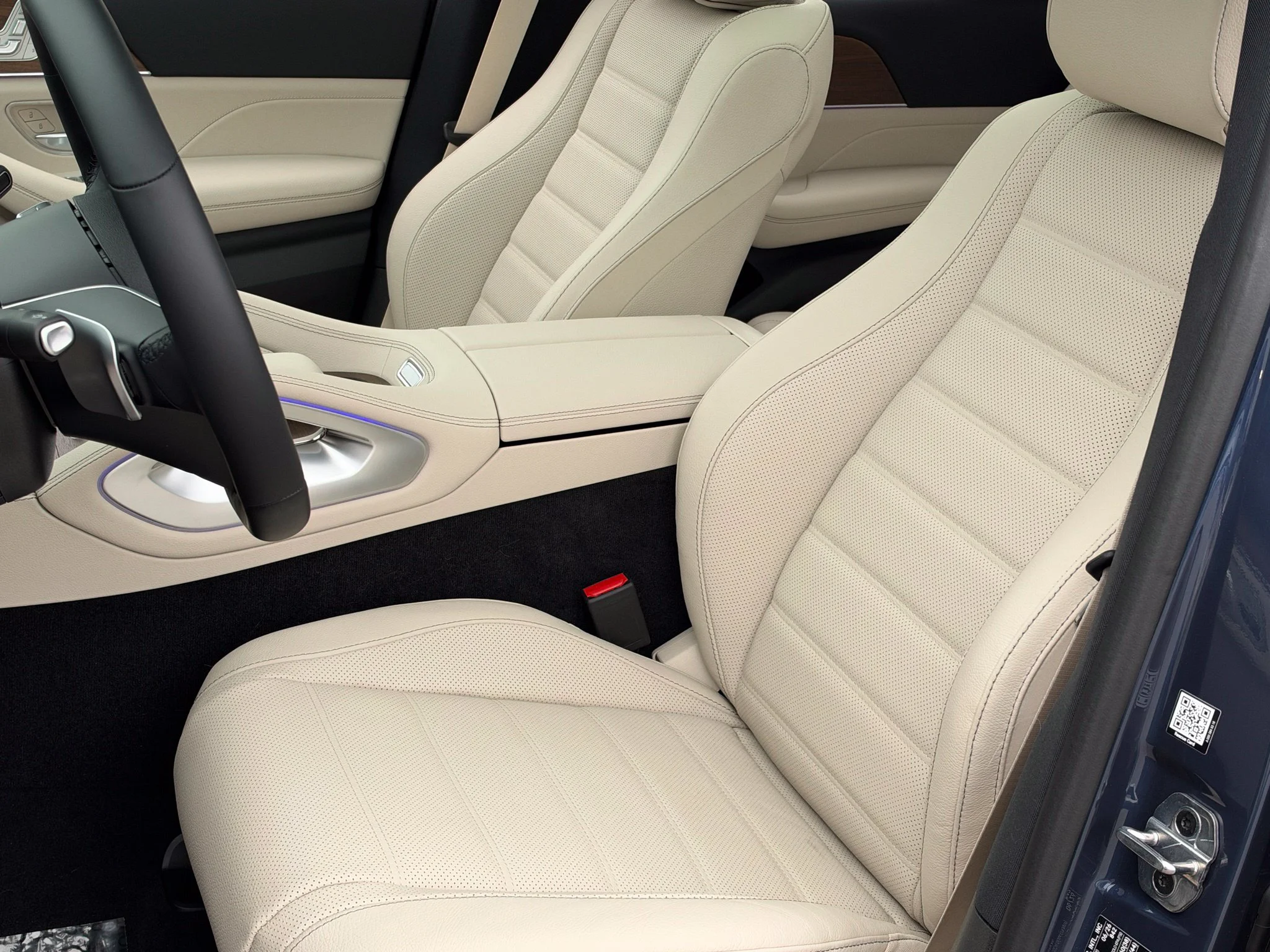 Used 2026  Mercedes-Benz GLE 450 Coupe image 4