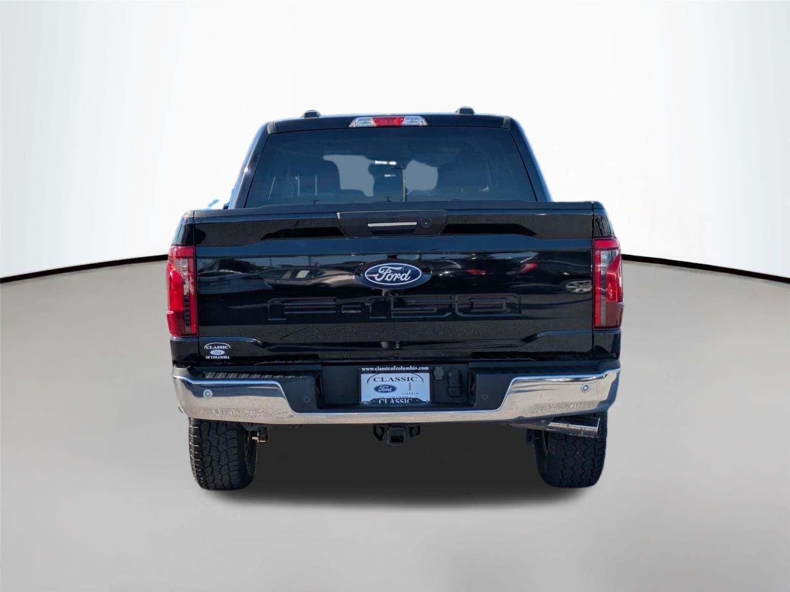 Used 2024 Agate Black Metallic Ford XLT image 6