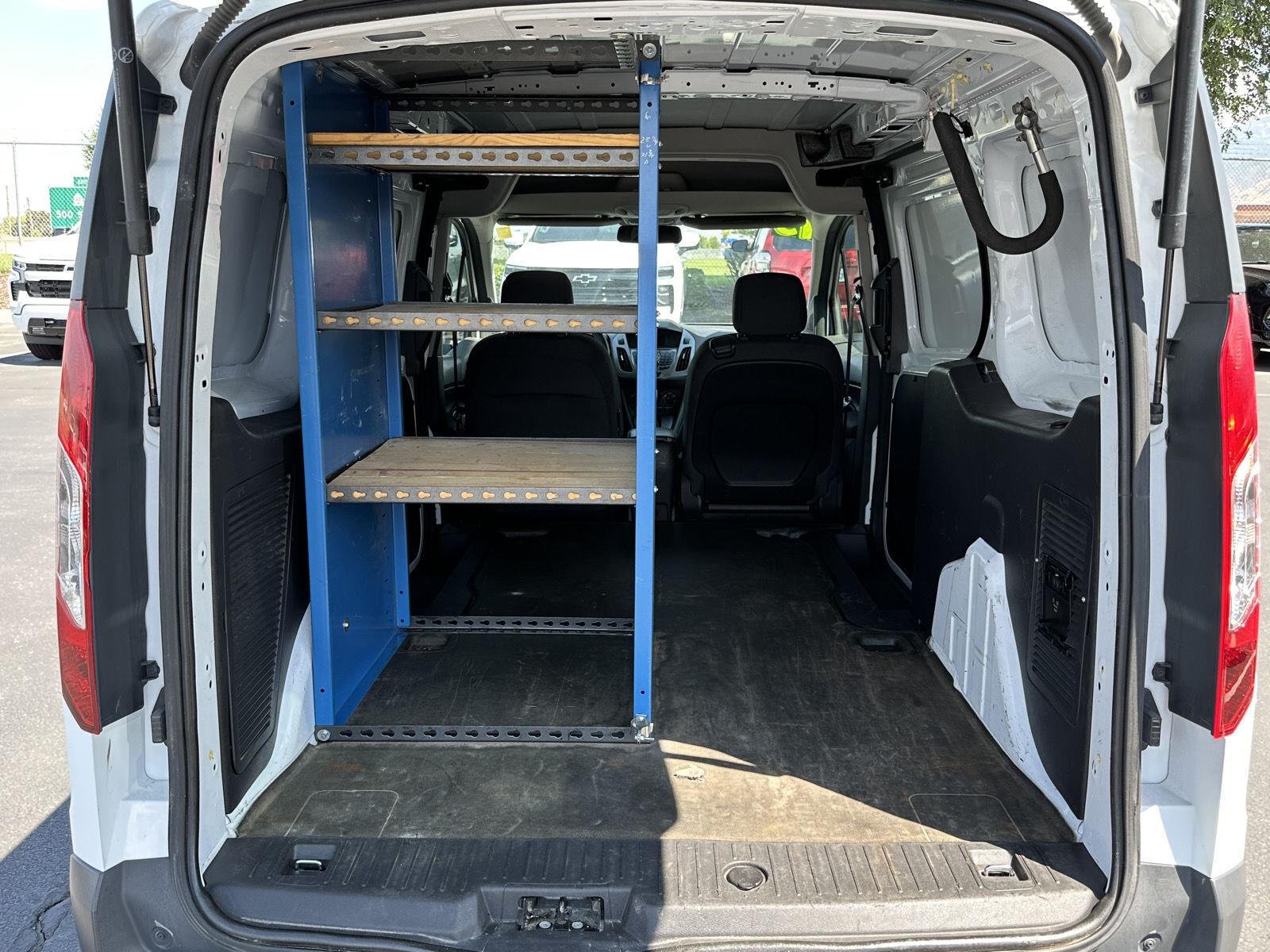 2015 Ford Transit Connect XLT - Photo 19