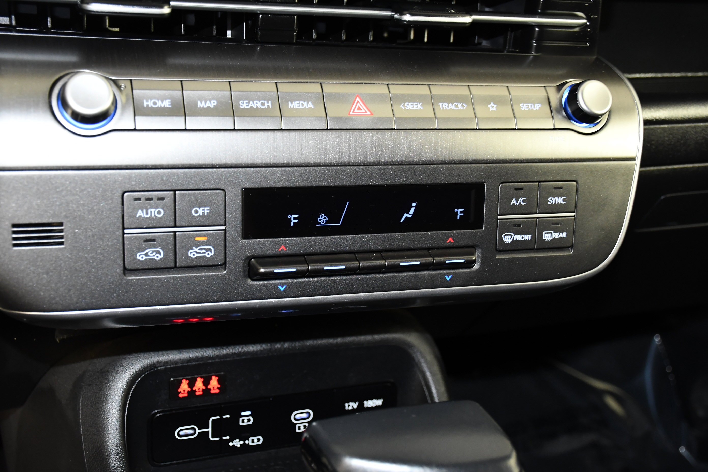 Used 2024 Ultimate Red Metallic Hyundai SEL image 30