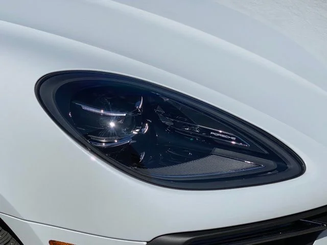 Used 2025 White Porsche  image 31