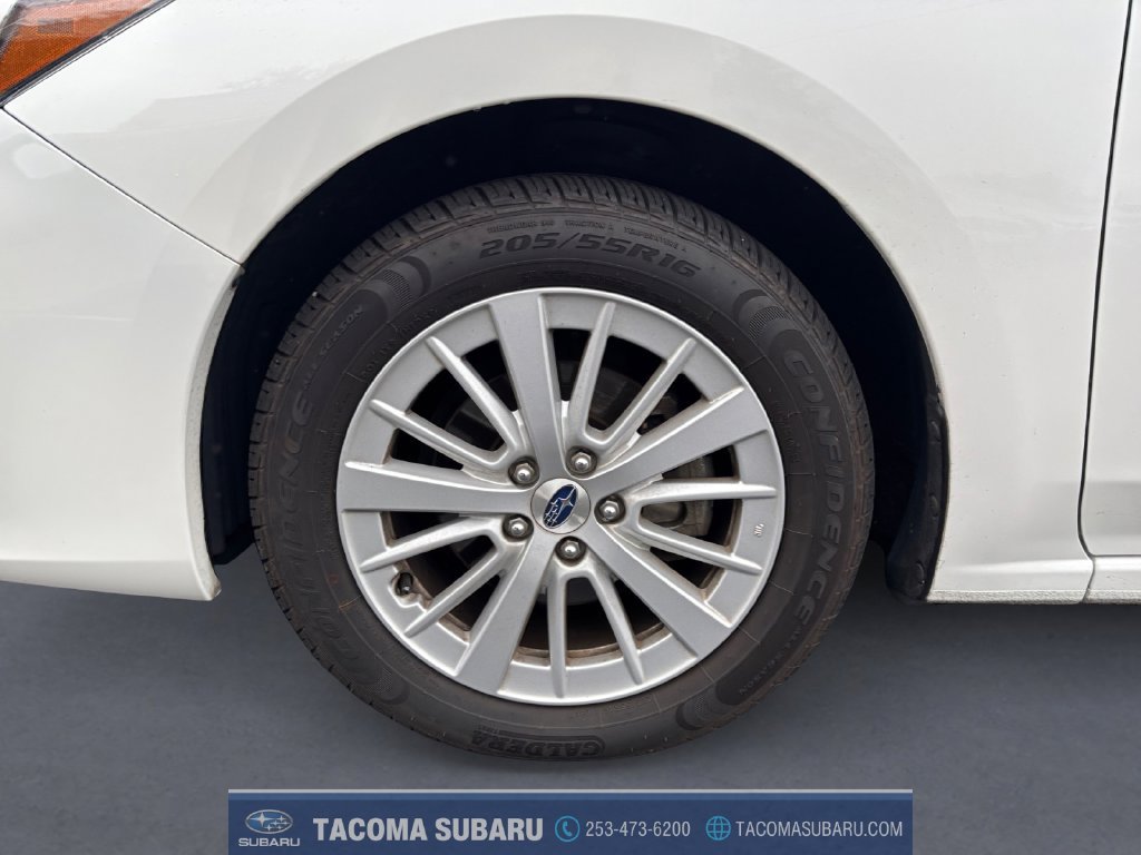 Used 2018 White Subaru 2.0i Premium image 9
