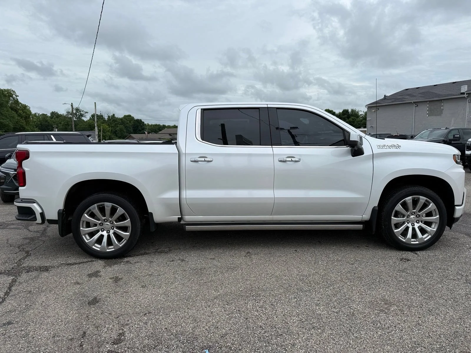 2020 Chevrolet Silverado 1500 High Country - Photo 9