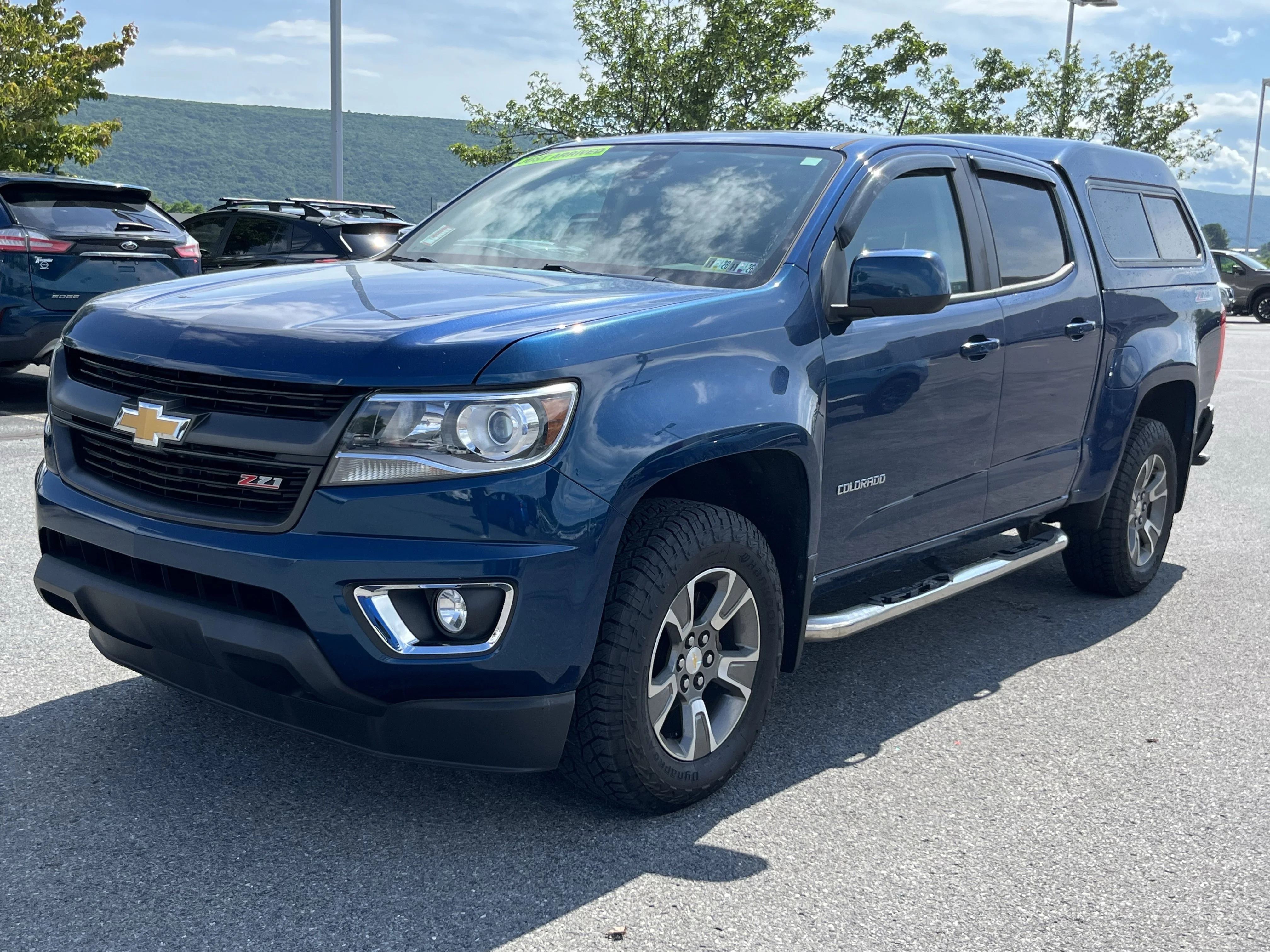 Used 2019 Pacific Blue Metallic Chevrolet Z71 image 10