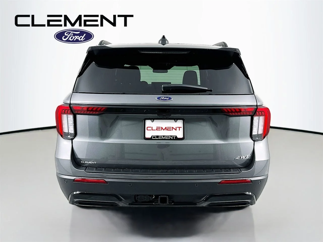 New 2026 Carbonized Gray Metallic Ford ST-Line image 7