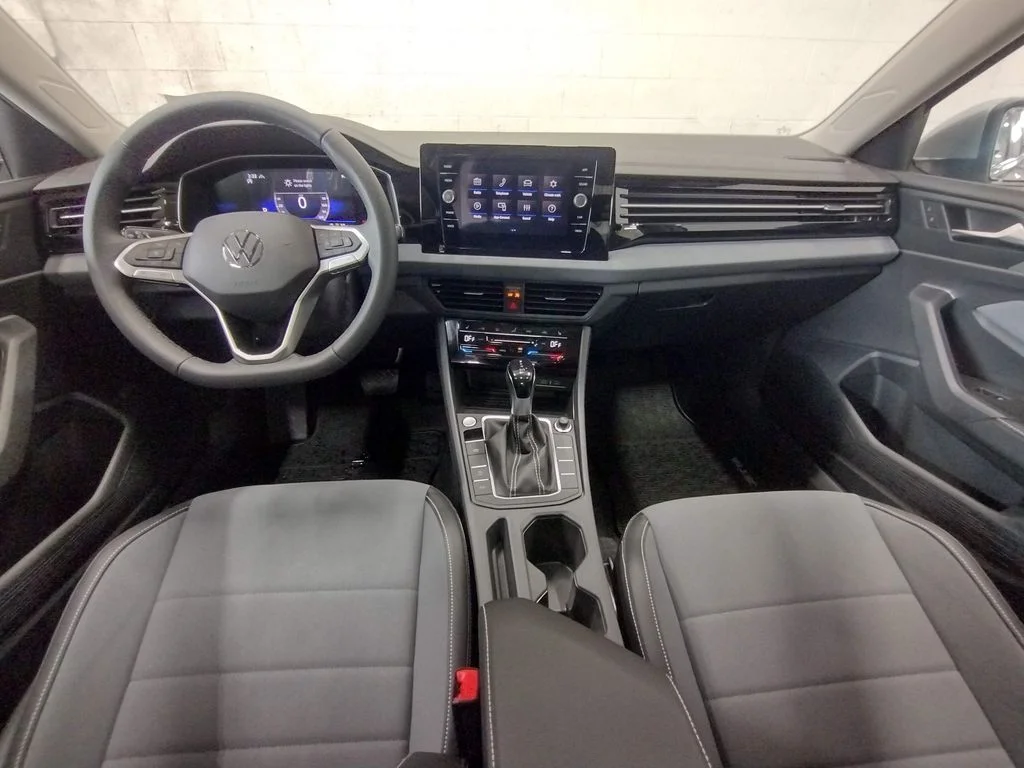 New 2026 Silver Volkswagen 1.5T SE image 34