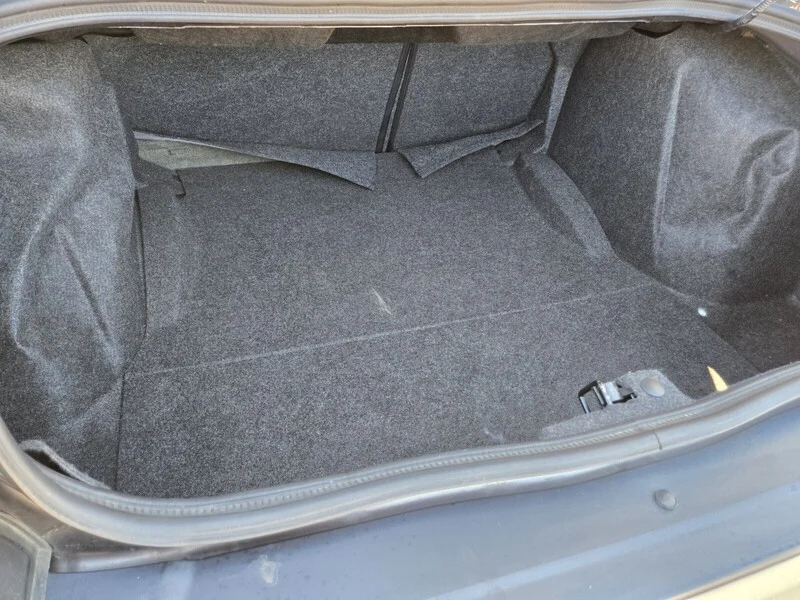 Used 2017 Granite Pearlcoat Dodge SXT image 10