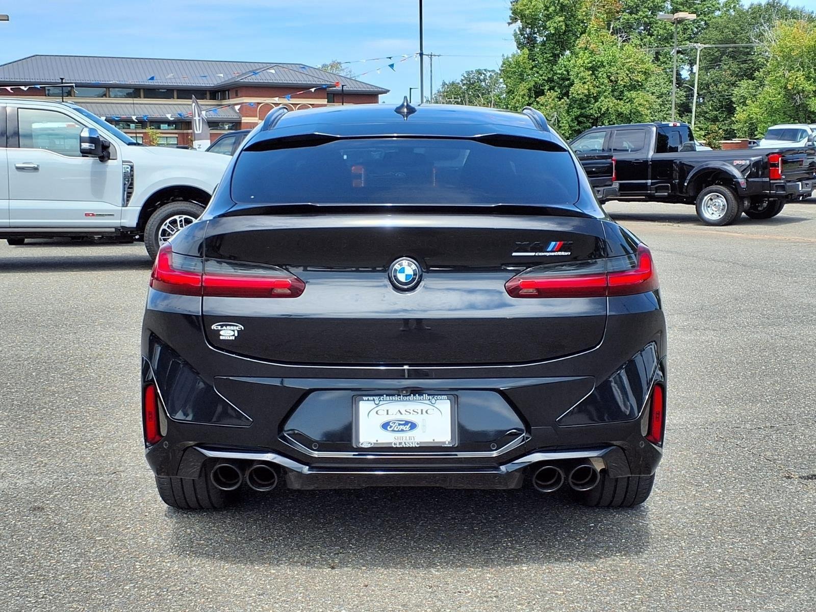 Used 2024 Black Sapphire Metallic BMW  image 11