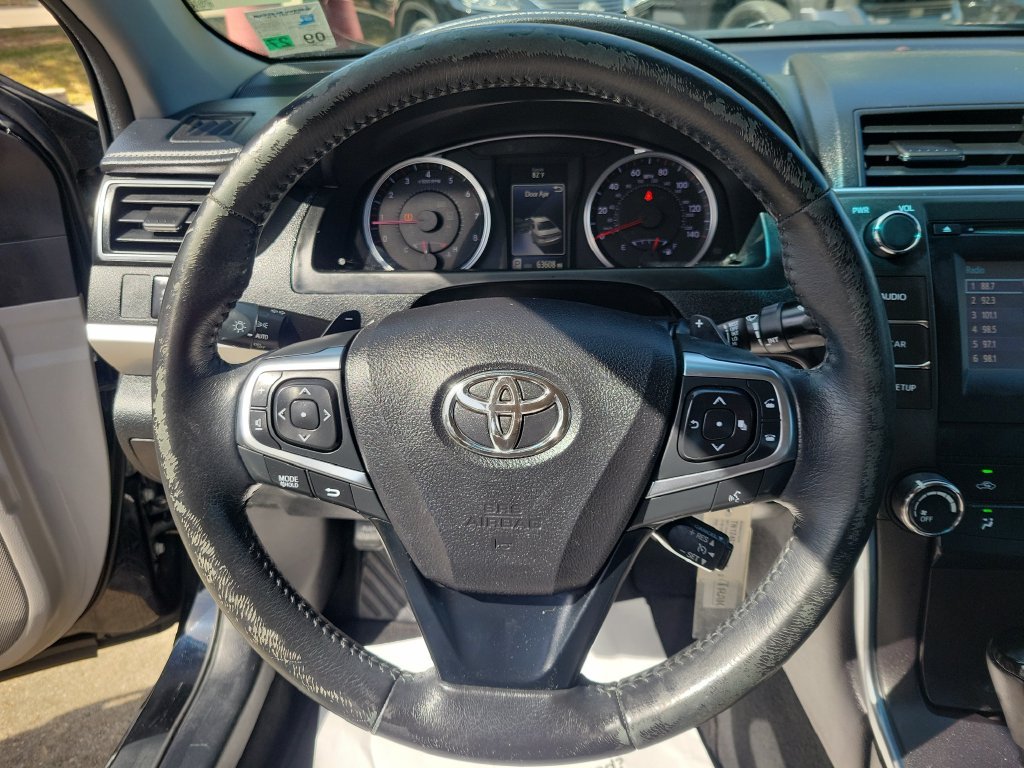 Used 2017 Black Toyota SE image 17