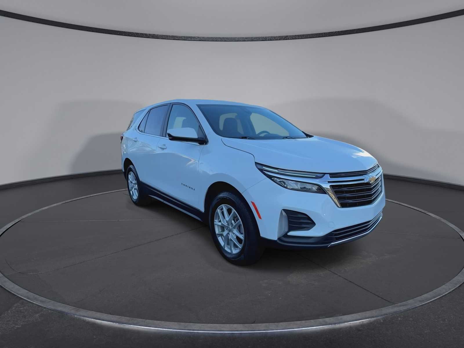 Used 2023 Summit White Chevrolet LT image 2