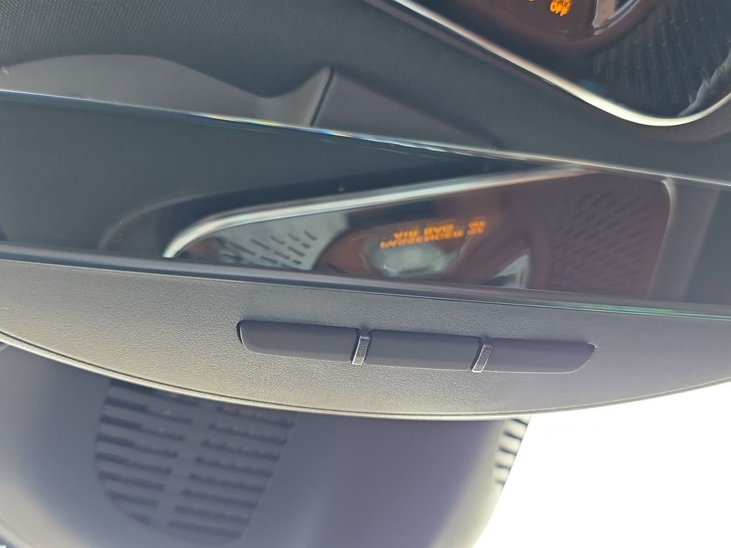 New 2026 Polar White Mercedes-Benz C 300 image 28